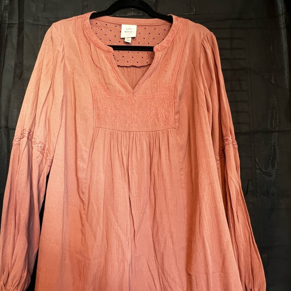 Knox Rose top. Rose colored long sleeved. Great shape, worn once.
